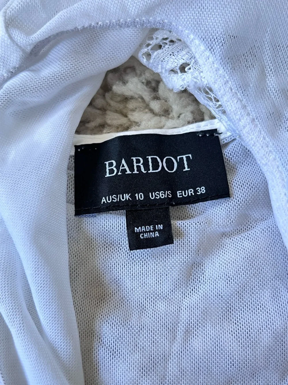 Bardot lace bodysuit - Picture 4 of 9